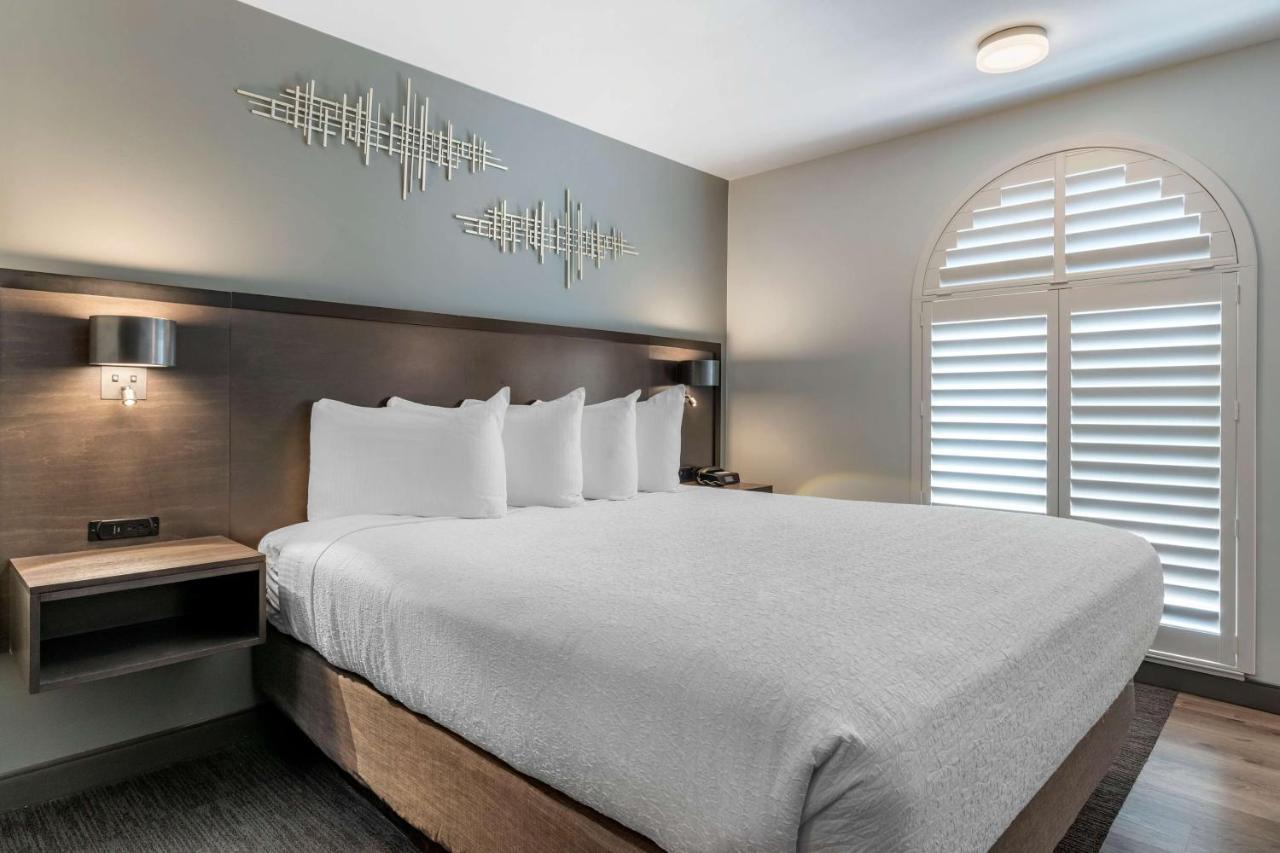 Best Western Plus Hilltop Inn Redding Ngoại thất bức ảnh