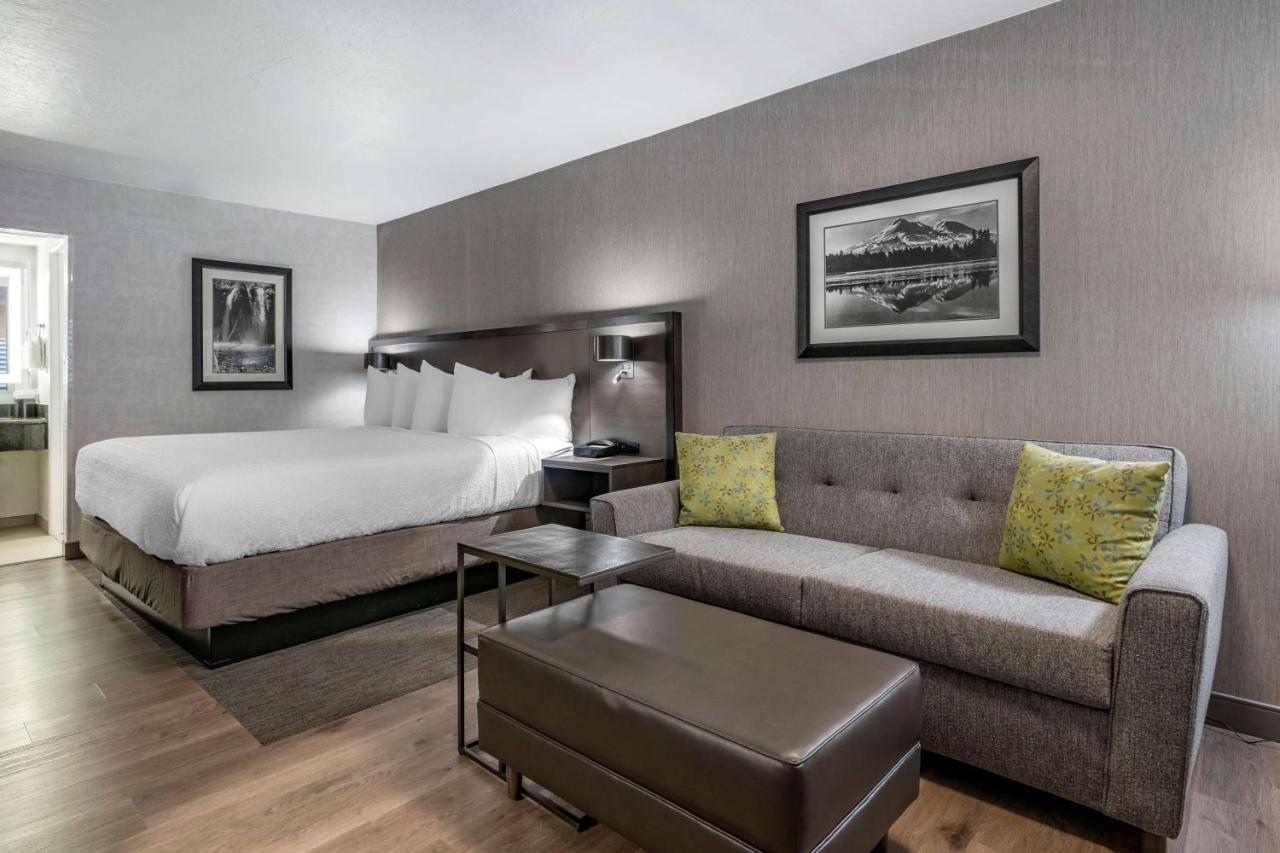 Best Western Plus Hilltop Inn Redding Ngoại thất bức ảnh