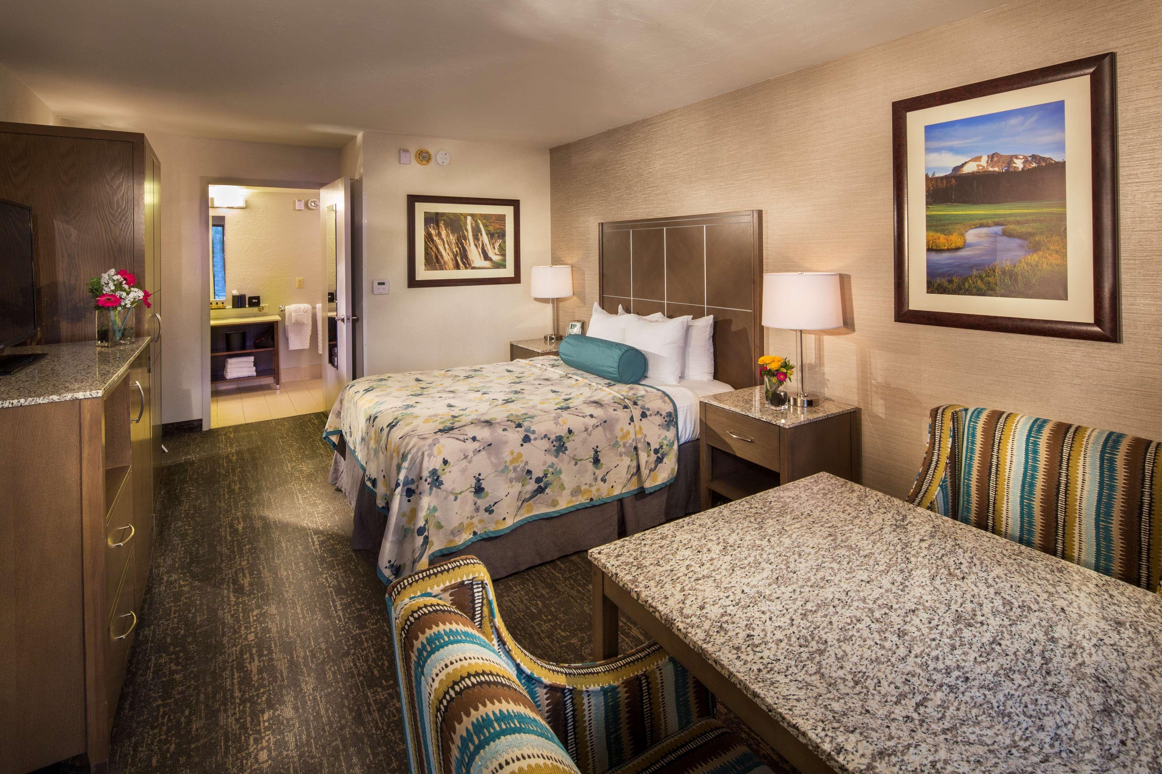 Best Western Plus Hilltop Inn Redding Ngoại thất bức ảnh