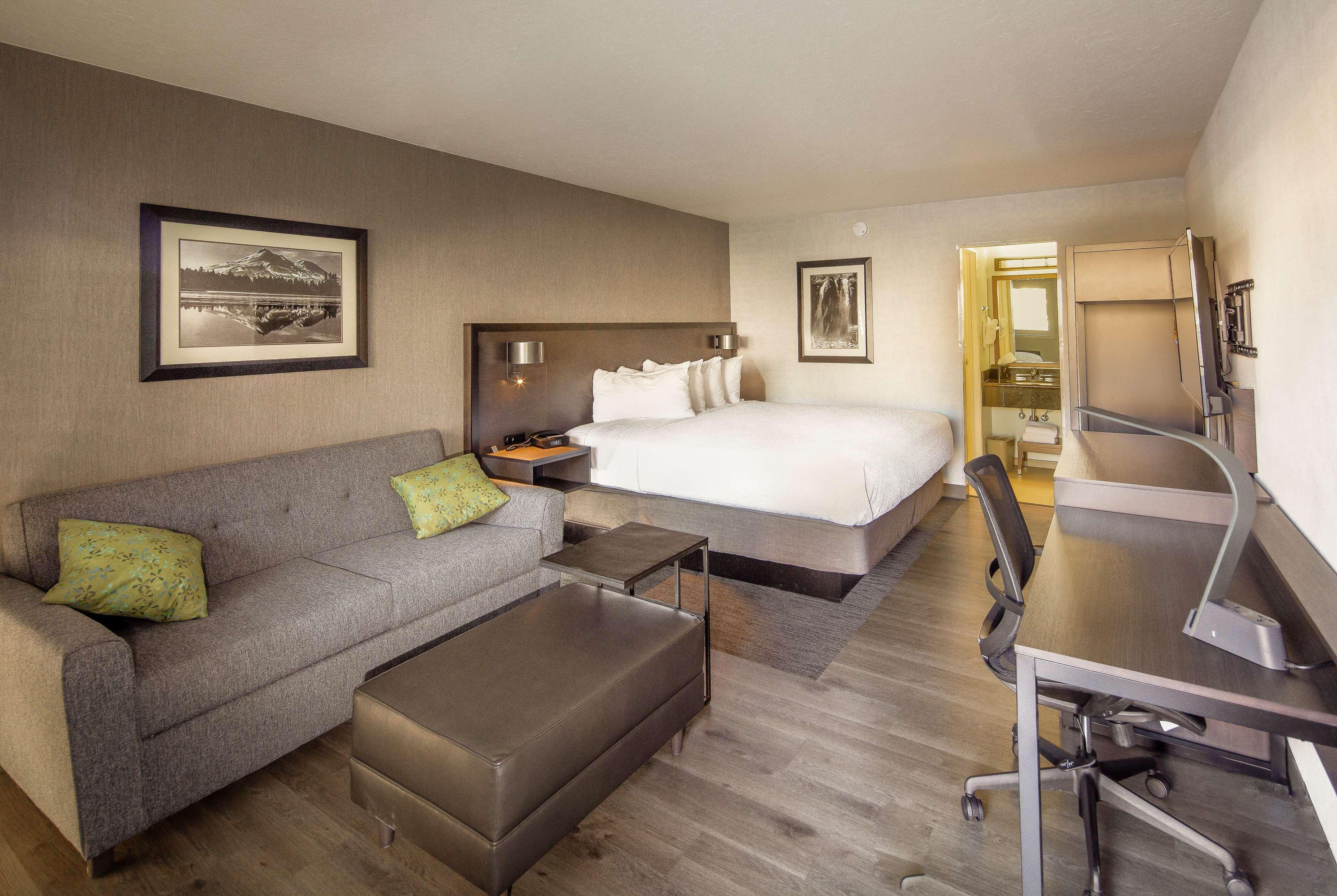 Best Western Plus Hilltop Inn Redding Ngoại thất bức ảnh